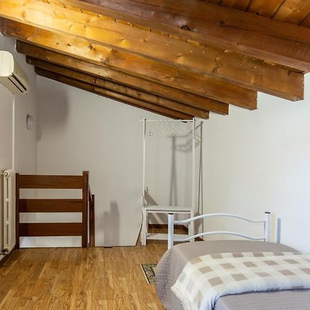 Blu Bed Apartment Castelnuovo del Garda Ngoại thất bức ảnh